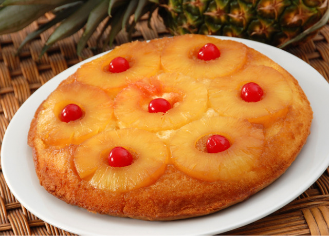 Multicooker Pineapple Upside-Down Cake